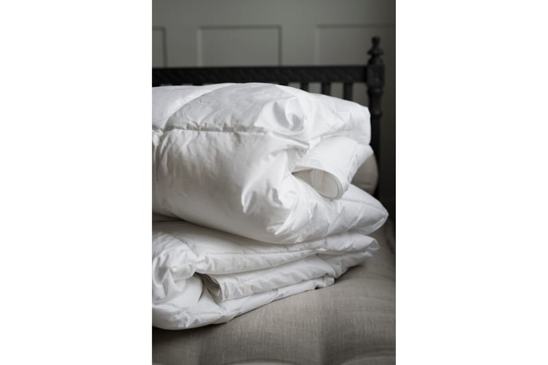 Hotelltäcke 220x210 cm - Dubbeltäcke - Täcke - Sängkläder