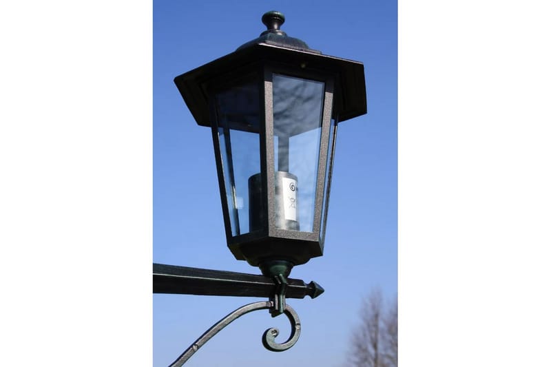 Trädgårdslampa 3 armar 215 cm mörkgrön/svart aluminium - Grön - Belysning - Utomhusbelysning - Stolplyktor & grindlyktor