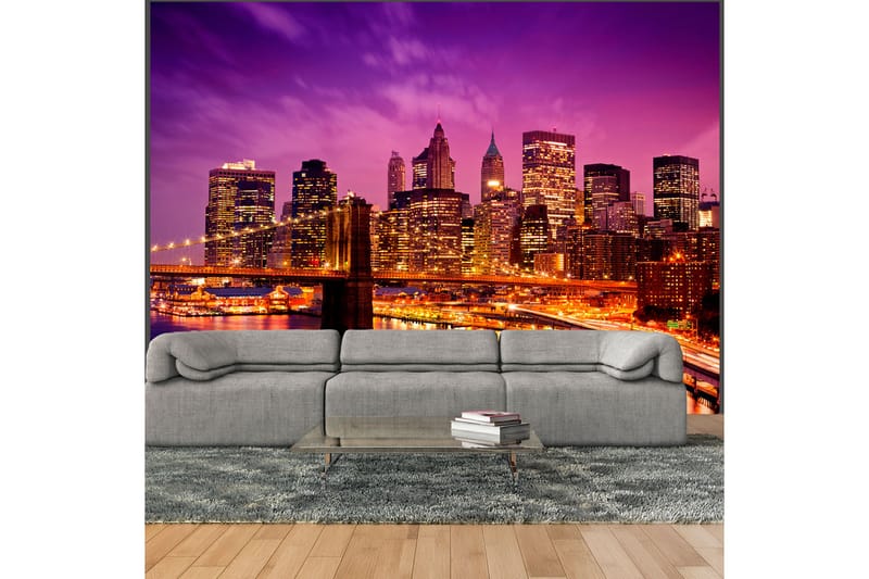 FOTOTAPET Manhattan Och Brooklyn Bridge På Natten 350x270 - Artgeist sp. z o. o. - Inredning & dekor - Väggdekor - Tapeter & tapettillbehör - Fototapeter