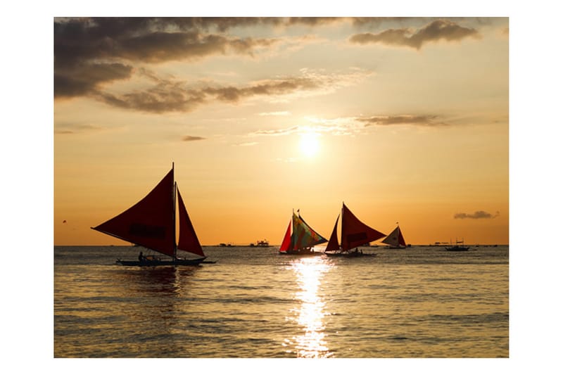 FOTOTAPET Sailing Boats Sunset 200x154 - Artgeist sp. z o. o. - Inredning & dekor - Väggdekor - Tapeter & tapettillbehör - Fototapeter